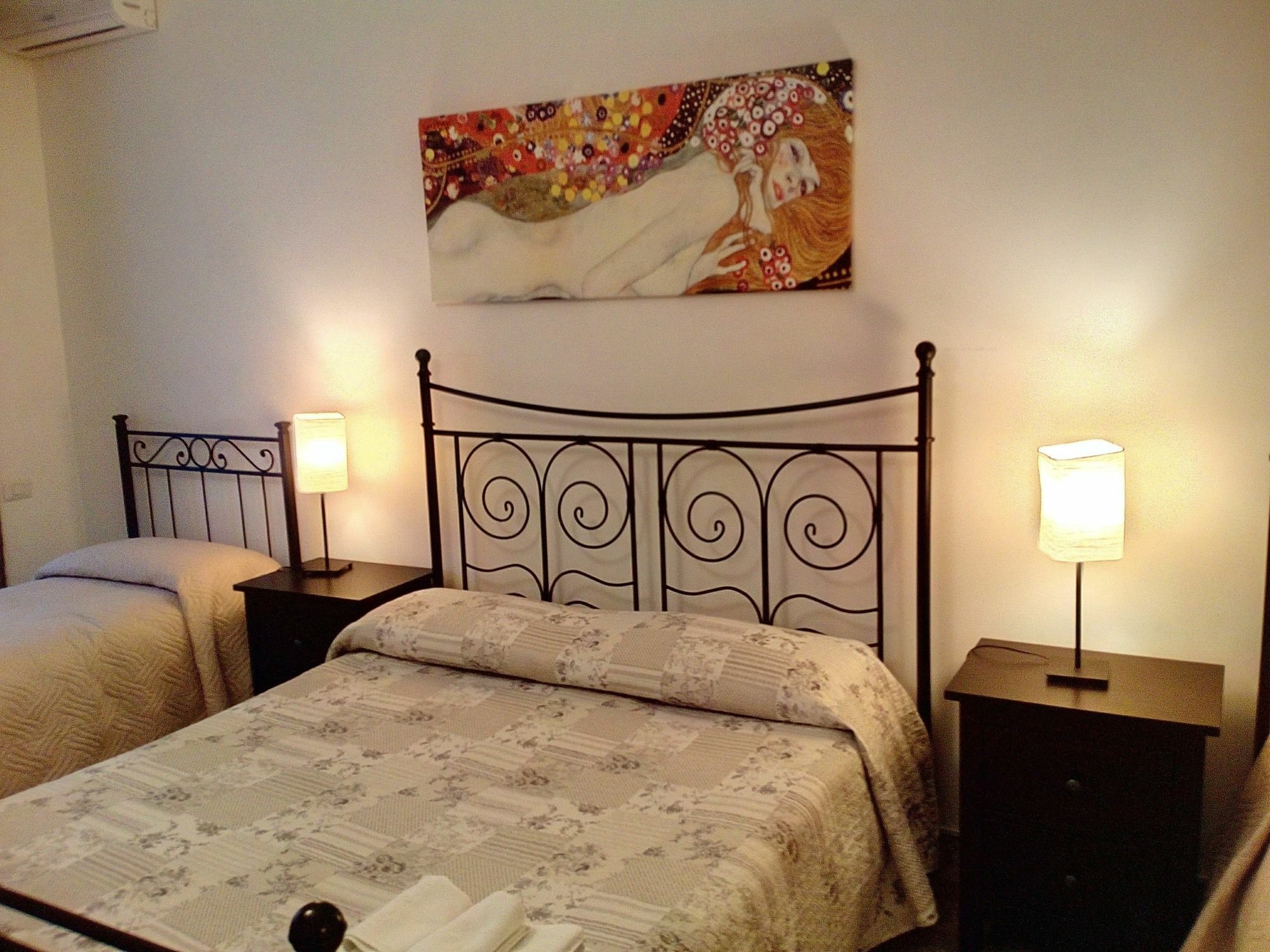 Sergio Tourist Rental Close Tiburtina Station Rome Luaran gambar
